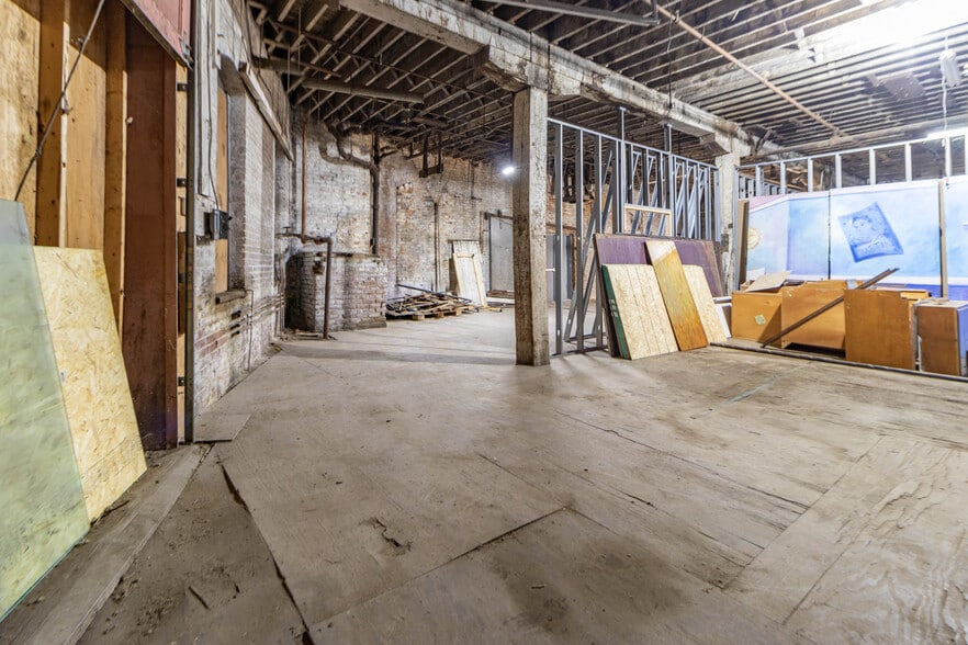 More Photos Of 1275 Budd St, Cincinnati Warehouse For Sale