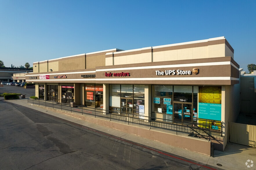 More Photos Of 700 E Redlands Blvd, Redlands Unknown For Lease