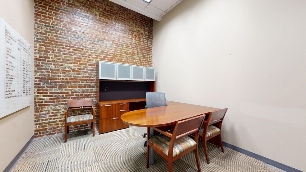 More Photos Of 33 W 11th St, Columbus Loft Creative Space For Lease