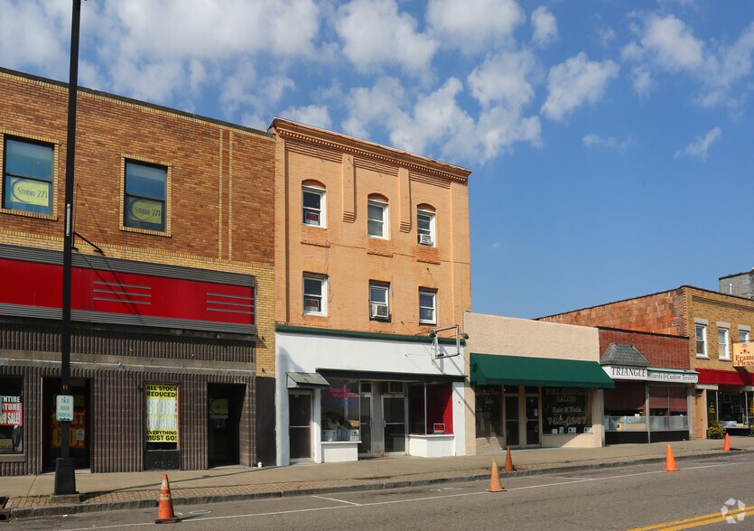 More Photos Of 122 Washington Ave, Endicott Storefront Retail Residential For Sale