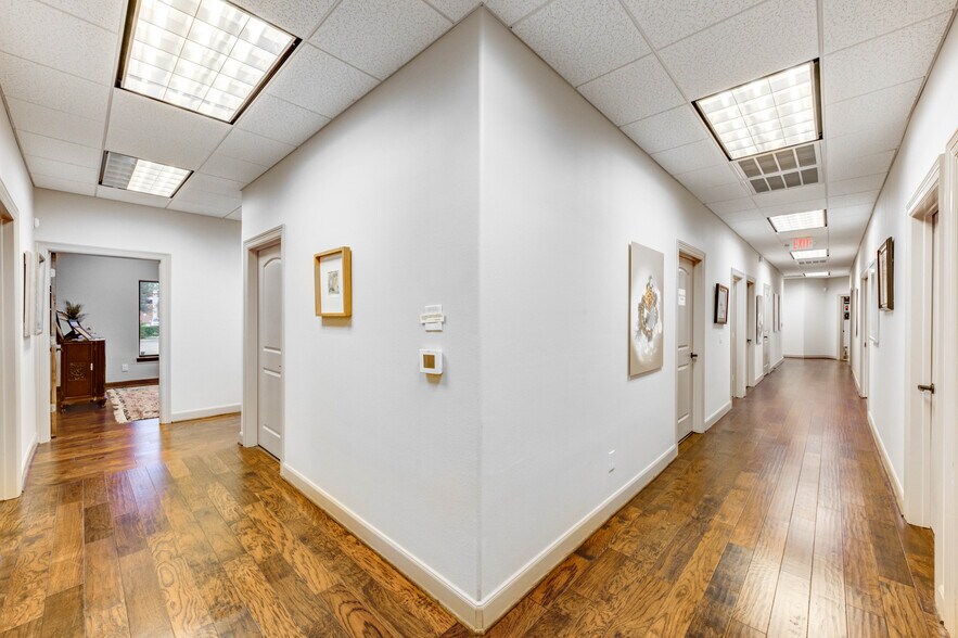 More Photos Of 21815 Oak Park Trails Dr, Katy Medical For Sale