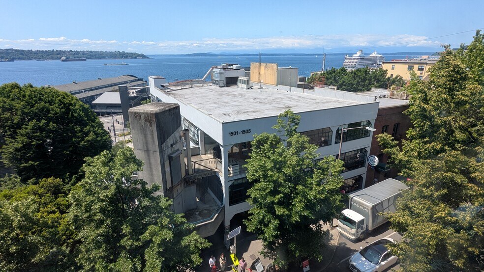 More Photos Of 1501-1505 Western Ave, Seattle Office For Lease