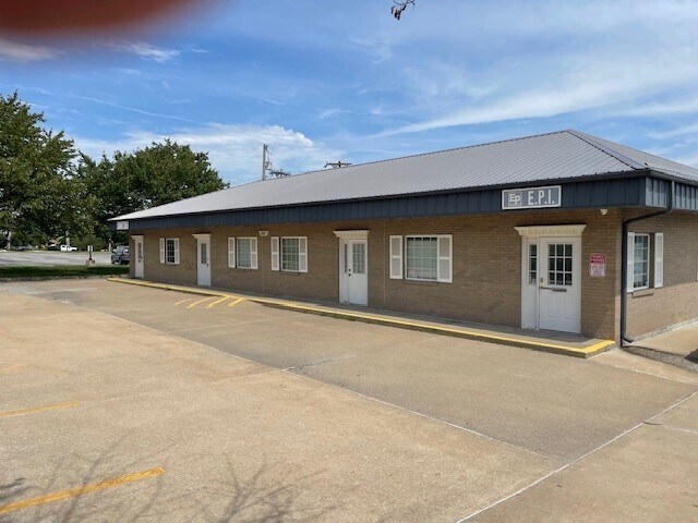 Primary Photo Of 2601 S Hub Dr, Independence Office For Sale