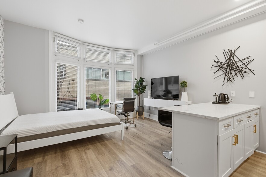 More Photos Of 99-101 Orange St, New Haven Storefront Retail Residential For Sale