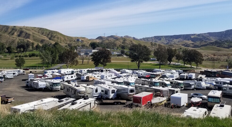 More Photos Of 29753-29757 Bouquet Canyon Rd, Santa Clarita Auto Dealership For Lease