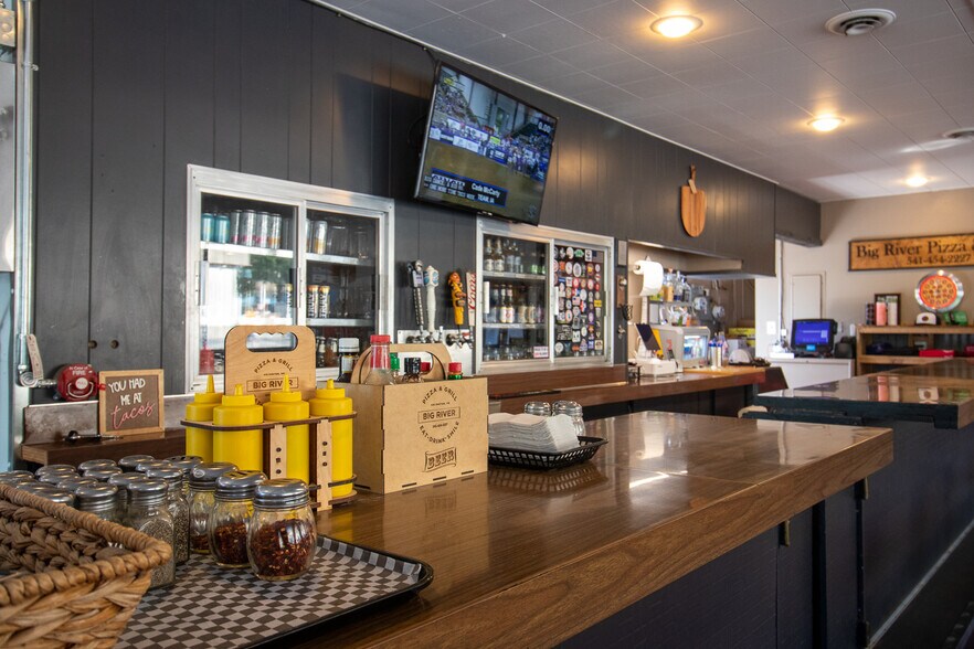 More Photos Of 200 Beech St, Arlington Restaurant For Sale