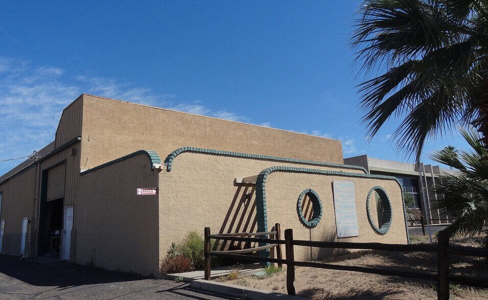 More Photos Of 1832-1840 E 3rd St, Tempe Warehouse For Lease