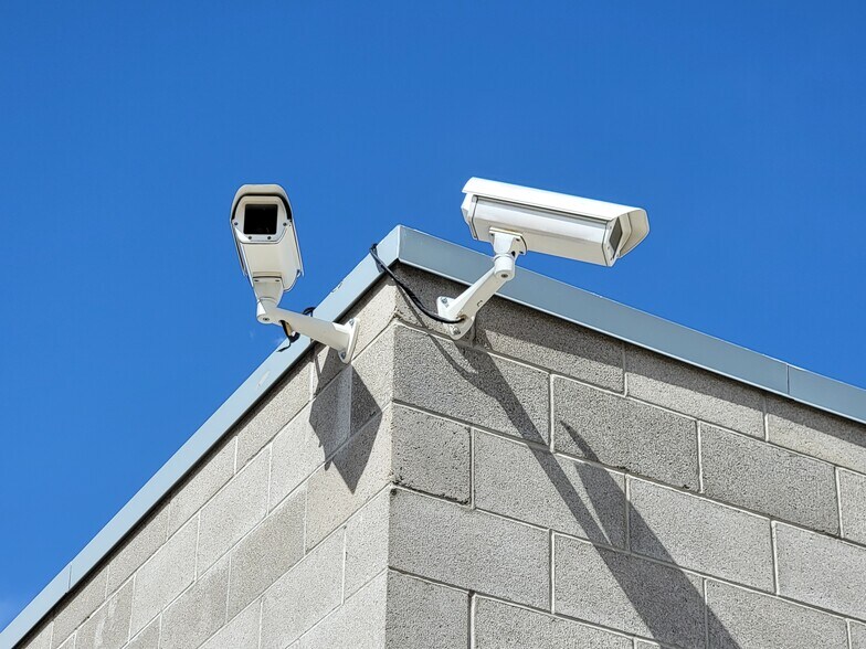 More Photos Of 590 S Sheriffs Way, Manila Specialty For Sale