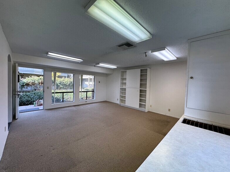 More Photos Of 5290 Overpass Rd, Goleta Loft Creative Space For Sale