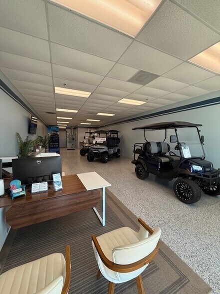 More Photos Of 11285 US Highway 98 E, Watersound General Retail For Lease