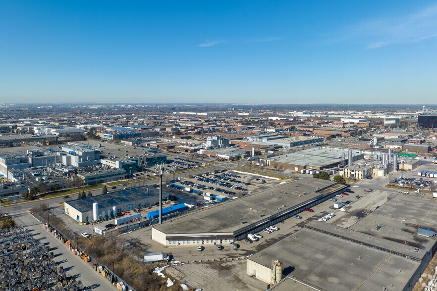 More Photos Of 135 Ormont Dr, Toronto Manufacturing For Lease