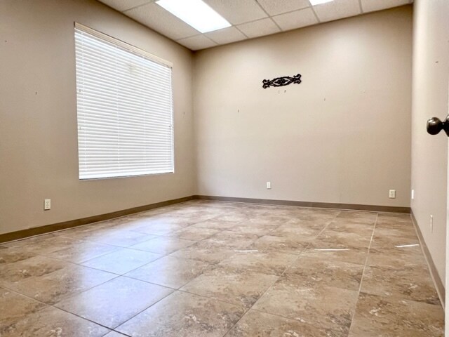 More Photos Of 3512 Avenue I, Rosenberg Office For Lease