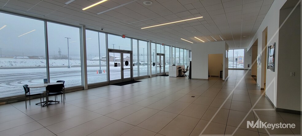 More Photos Of 290 Mundy St, Wilkes Barre Township Auto Dealership For Sale