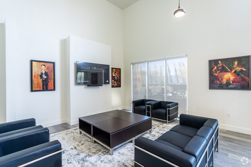 More Photos Of 1978 W Carson St, Torrance Apartments For Lease