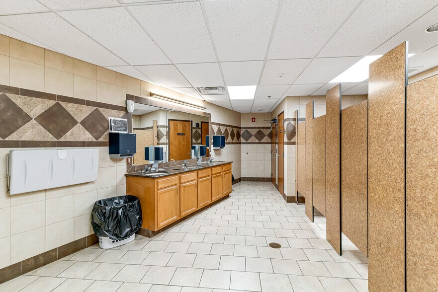 More Photos Of 1101 Brannon Rd, Nicholasville Religious Facility For Sale