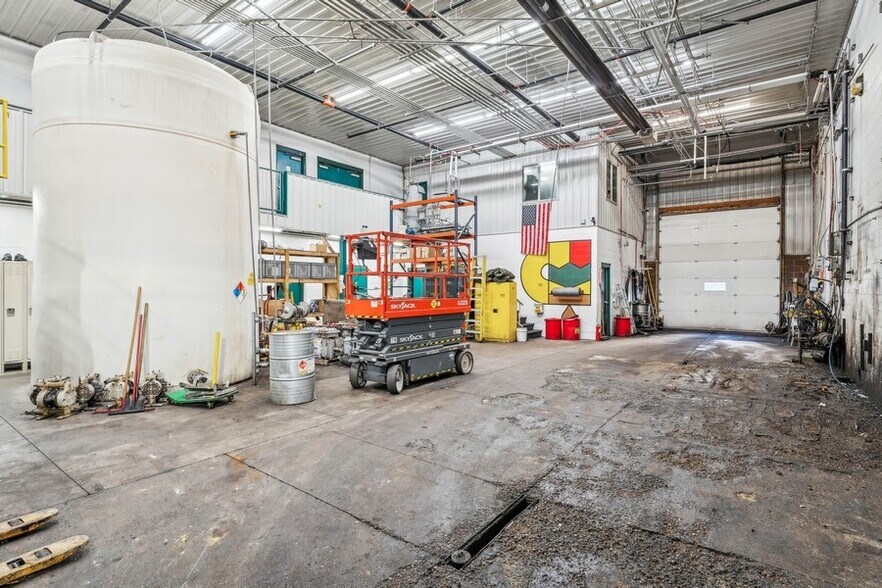 More Photos Of 100 Isanti Pky NE, Isanti Warehouse For Sale