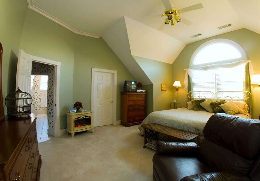 More Photos Of 105 Marshland Ln, Greer Hospitality For Sale