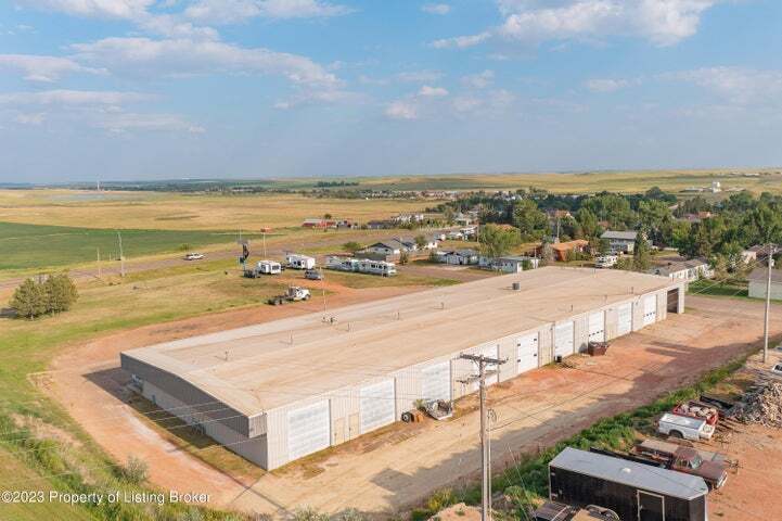 More Photos Of 505 6th St NE, Belfield Freestanding For Sale