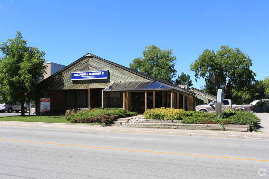 Primary Photo Of 49 Essa Rd, Barrie Office For Lease