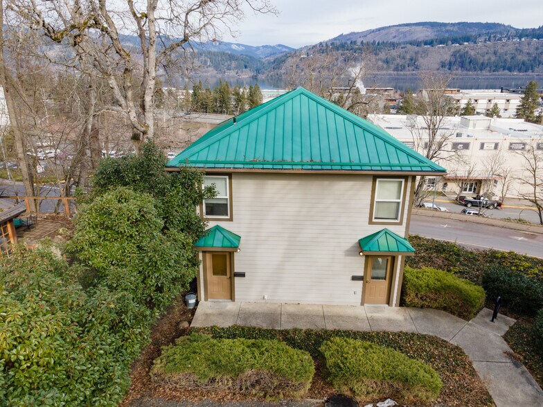 Primary Photo Of 708 Columbia St, Hood River Office Residential For Sale