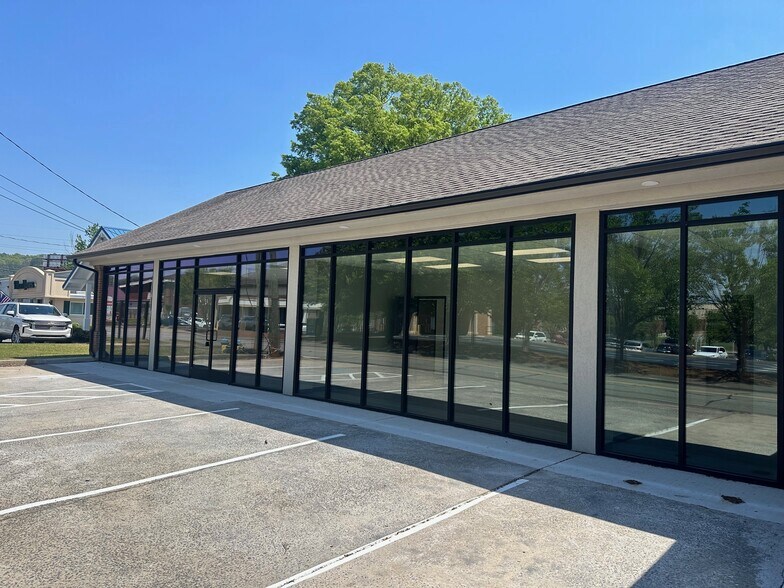 More Photos Of 314 E Main St, Cartersville Office For Lease