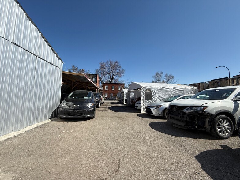 More Photos Of 4278 St Frontenac, Frontenac Auto Repair For Sale