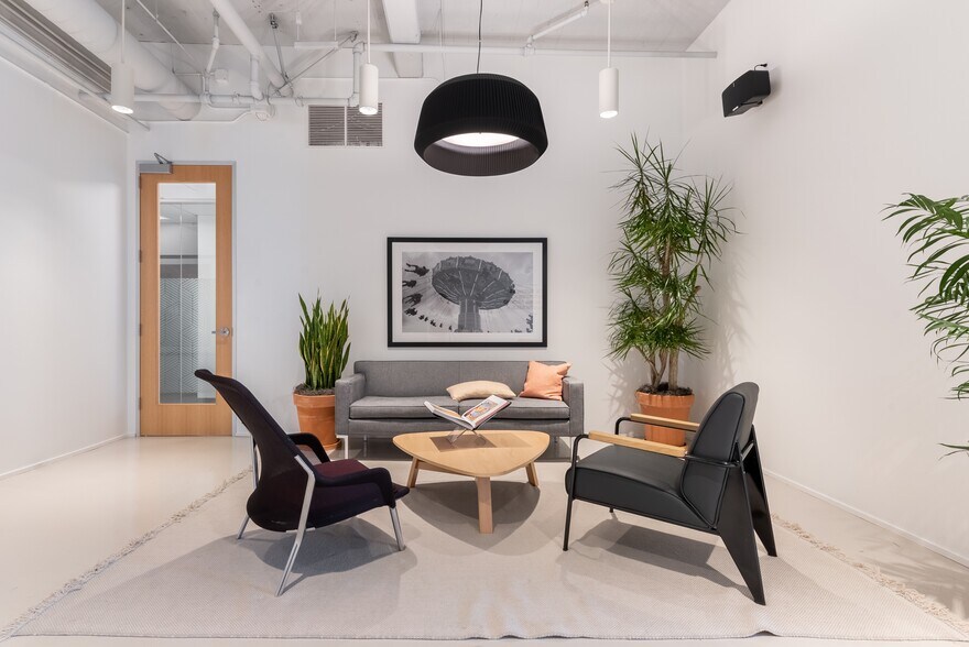 More Photos Of 66 Franklin St, Oakland Coworking Space
