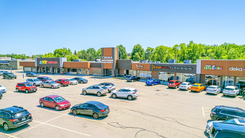 Primary Photo Of 4304-4370 Belden Village St NW, Canton Freestanding For Lease
