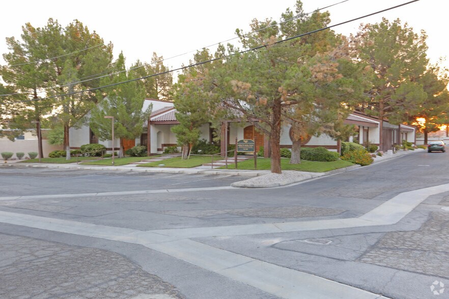 Primary Photo Of 3910 Pecos Mcleod Rd, Las Vegas Office For Lease