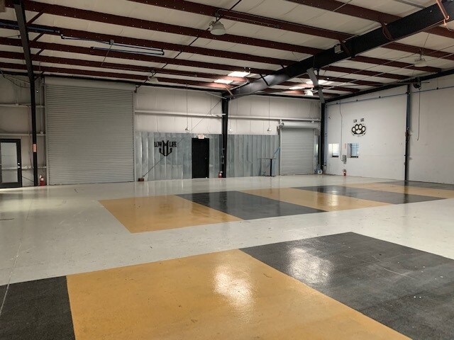 More Photos Of 2315 E 3rd Ave, Tampa Warehouse For Lease