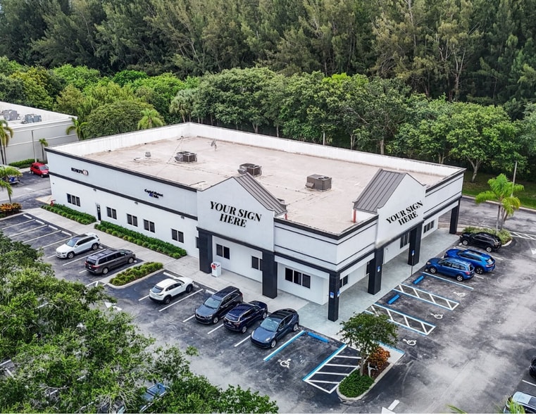 More Photos Of 10055 Yamato Rd, Boca Raton Medical For Lease