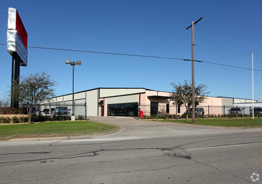 Primary Photo Of 1125 N Walton Walker Blvd, Irving Warehouse For Sale