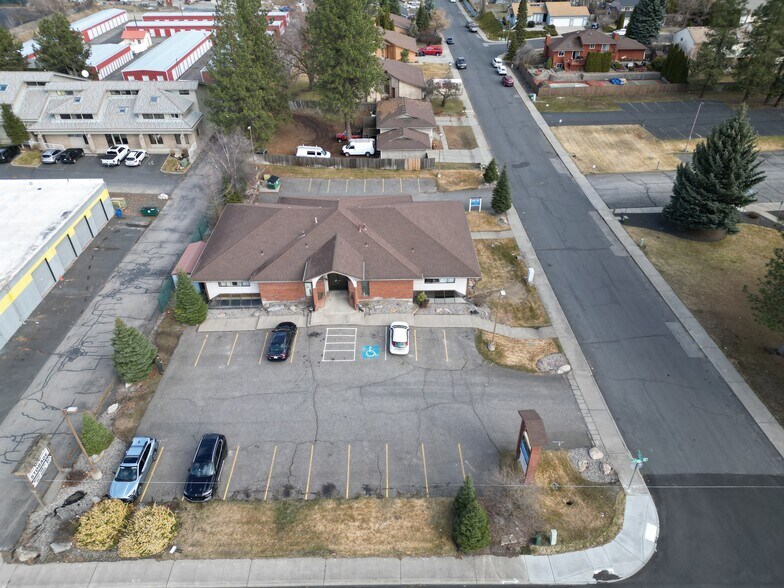 More Photos Of 111 E Lincoln Rd, Spokane Office For Sale