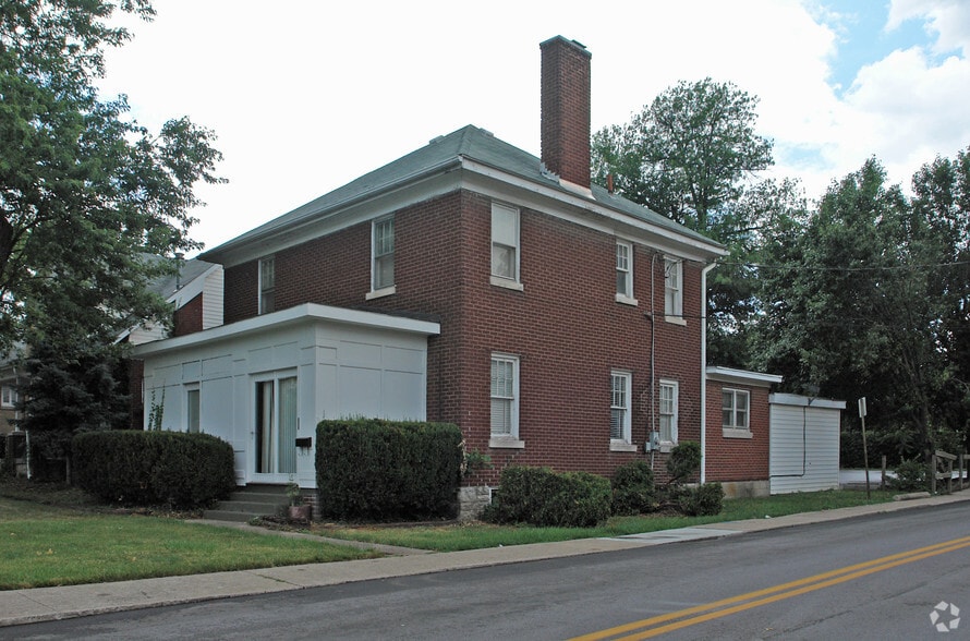 Primary Photo Of 1501 Versailles Rd, Lexington Storefront Retail Office For Sale