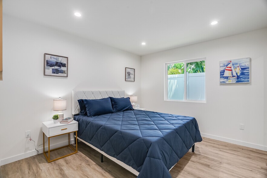 More Photos Of 7008 Encino Ave, Van Nuys Apartments For Sale