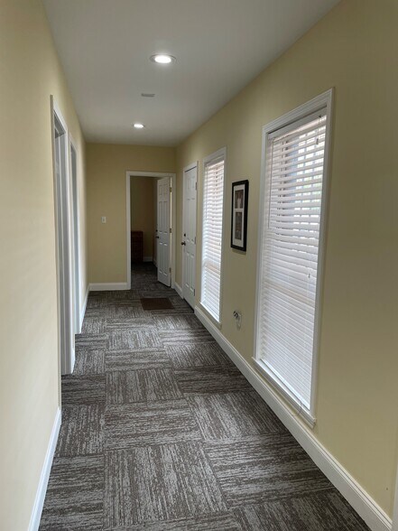 More Photos Of 754 N President St, Jackson Office Residential For Sale