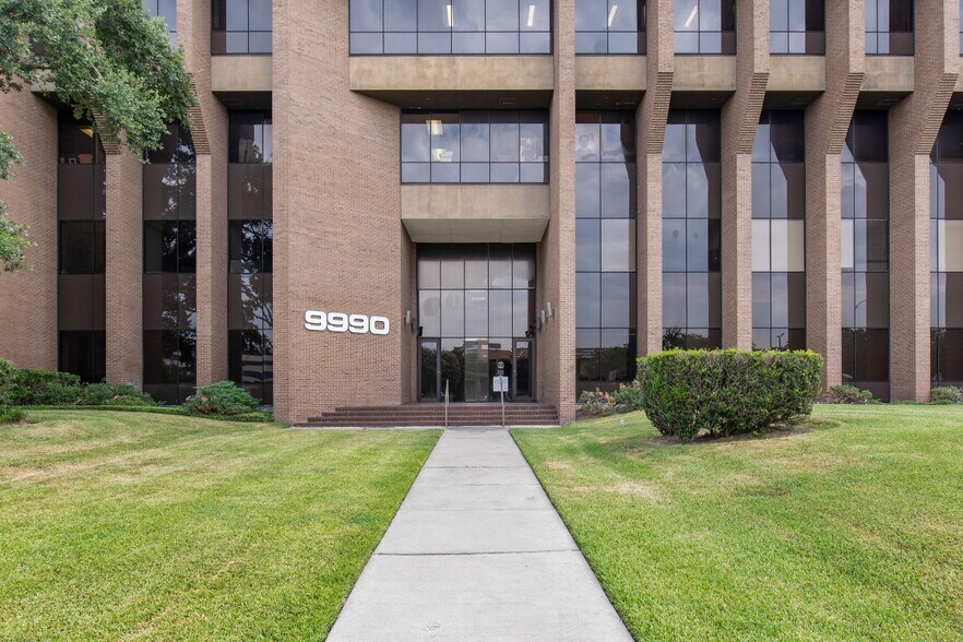 More Photos Of 9990 Richmond Ave, Houston Office For Lease