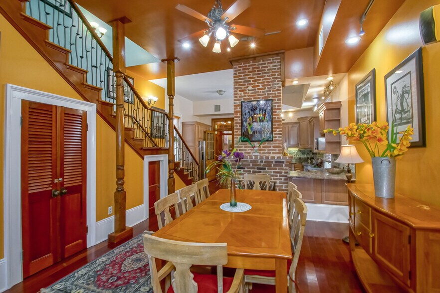 More Photos Of 1211 Governor Nicholls St, New Orleans Hospitality For Sale