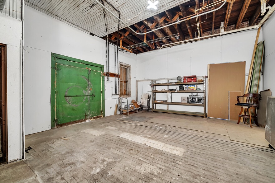 More Photos Of 516-518 Depot St, Mazon Storefront Retail Residential For Sale