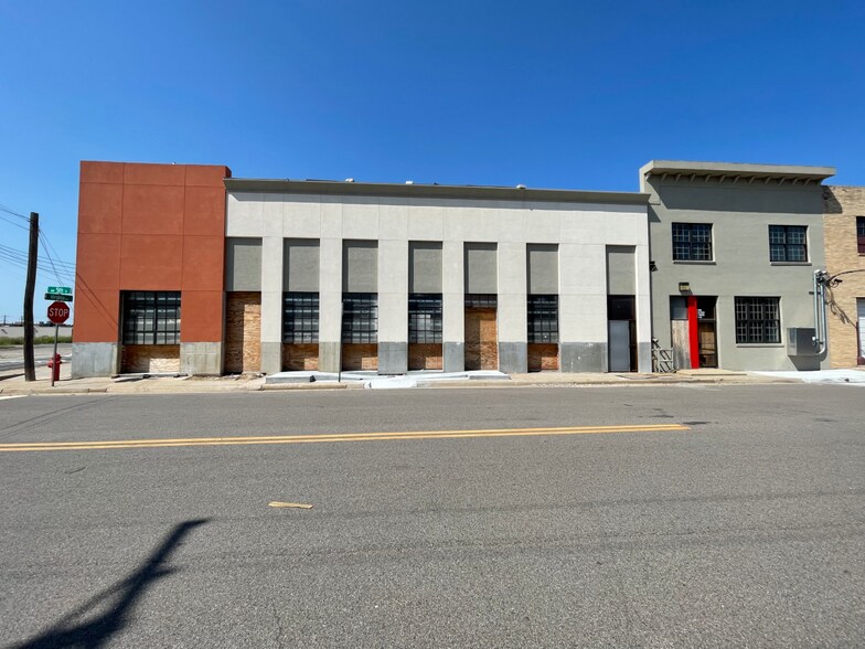 More Photos Of 1737 NW 5th St, Oklahoma City Warehouse For Lease