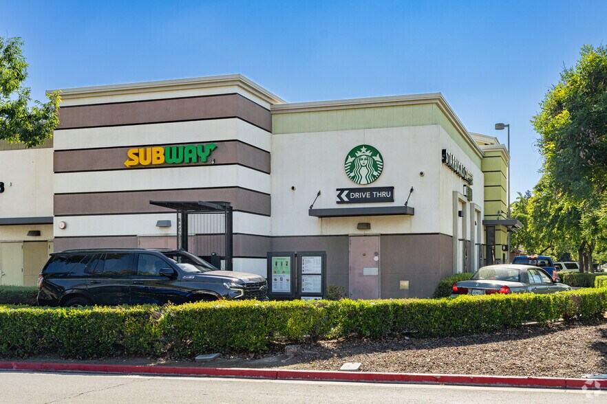 More Photos Of 3927 W Caldwell Ave, Visalia Freestanding For Lease
