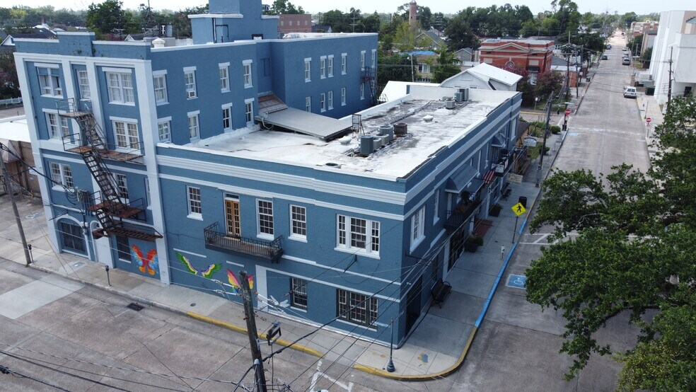 More Photos Of 309 Goode St, Houma Showroom For Sale