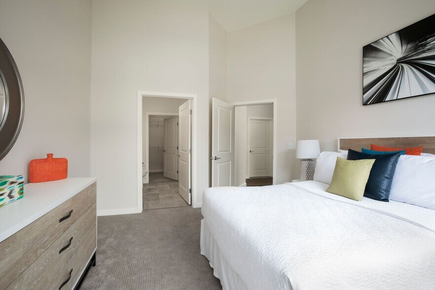 More Photos Of 190 Pleasant St, Malden Apartments For Lease