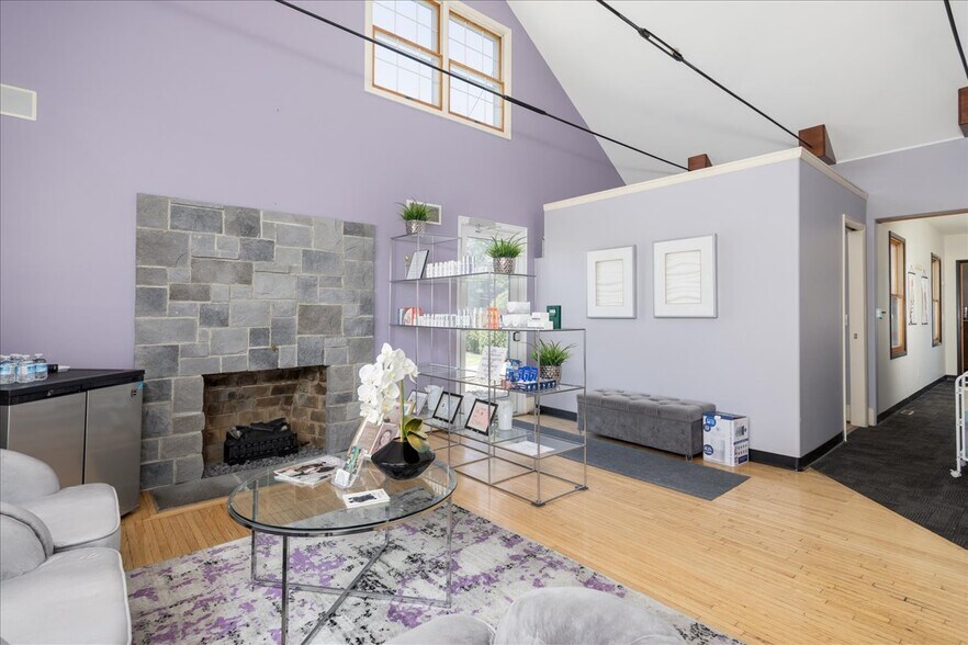 More Photos Of 7158 Transit Rd, Buffalo Freestanding For Sale