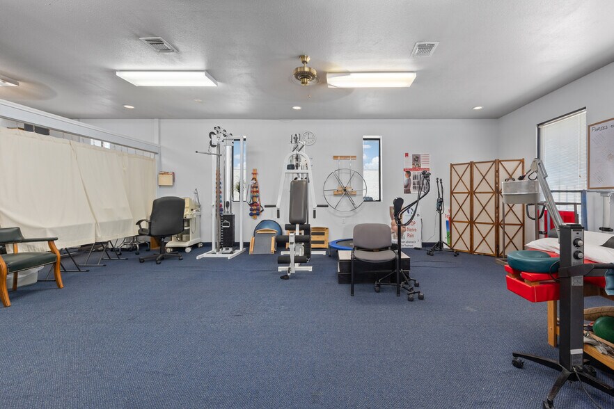 More Photos Of 1228 Precinct Line Rd, Hurst Medical For Sale