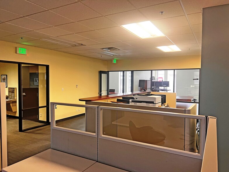More Photos Of 1001 W Idaho St, Boise Office For Sale