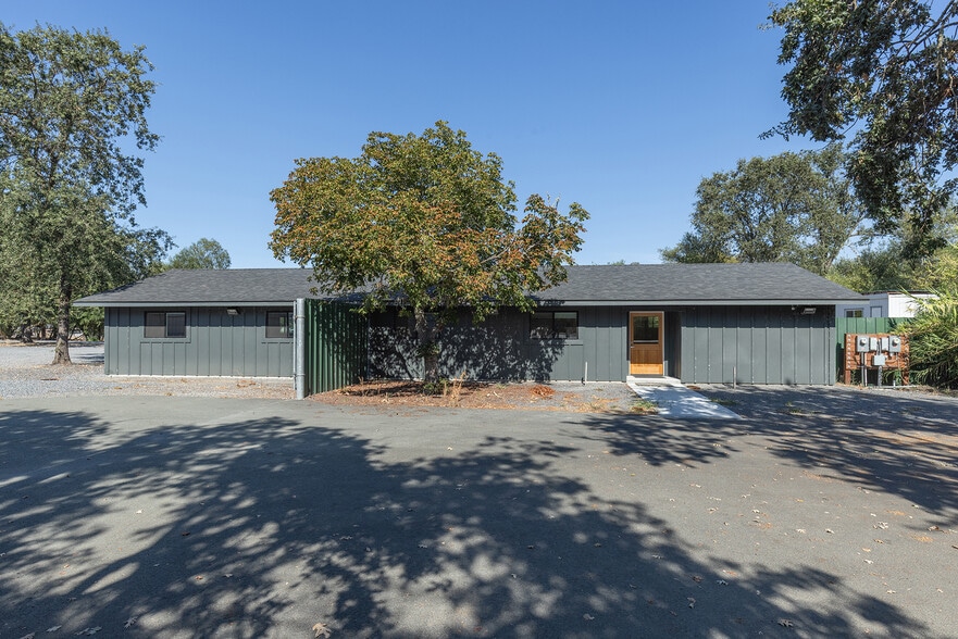 More Photos Of 18184 Geyserville Ave, Geyserville Industrial For Sale