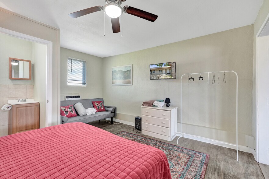 More Photos Of , Moore Haven Multifamily For Sale