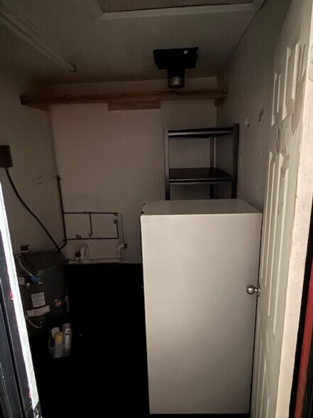 More Photos Of 2312 Apalachee Pky, Tallahassee Unknown For Lease