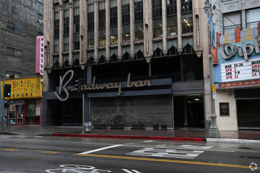 More Photos Of 830-834 S Broadway, Los Angeles Office For Lease
